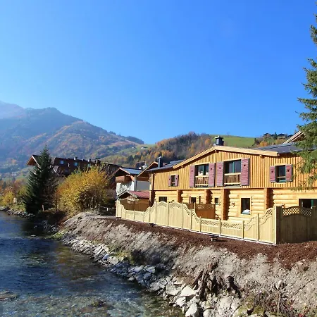 Spacious Chalet In With Jacuzzi * Kaprun