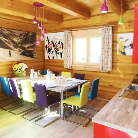 Spacious Chalet In With Jacuzzi * 卡普伦