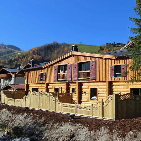 Spacious Chalet In With Jacuzzi * 卡普伦